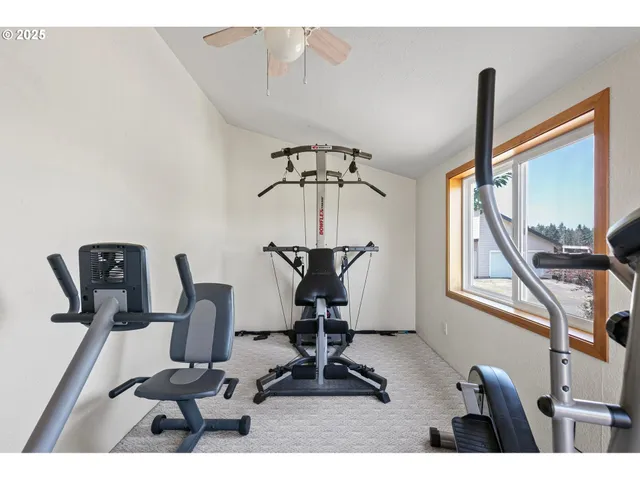 $1,145,000 | 36189 Highway 58, Pleasant Hill, OR 97455