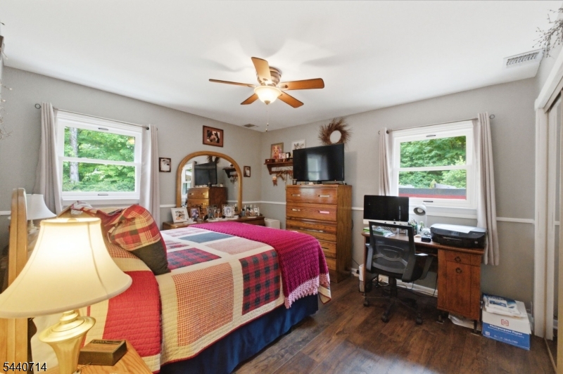 83 Layton Road Wantage, NJ 07461 - Photo 10 of 31