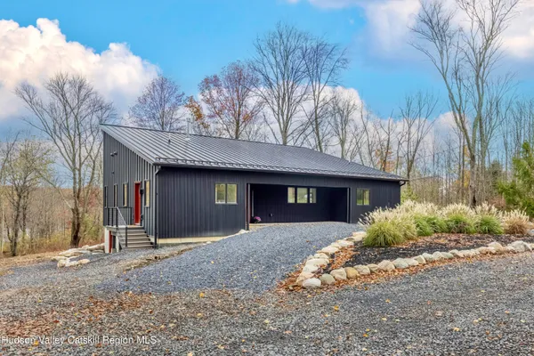 $979,000 | 513 Myrtle Avenue, Wallkill, NY 12589