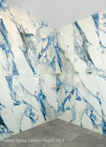 $979,000 | 513 Myrtle Avenue, Wallkill, NY 12589