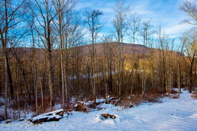 $979,000 | 513 Myrtle Avenue, Wallkill, NY 12589