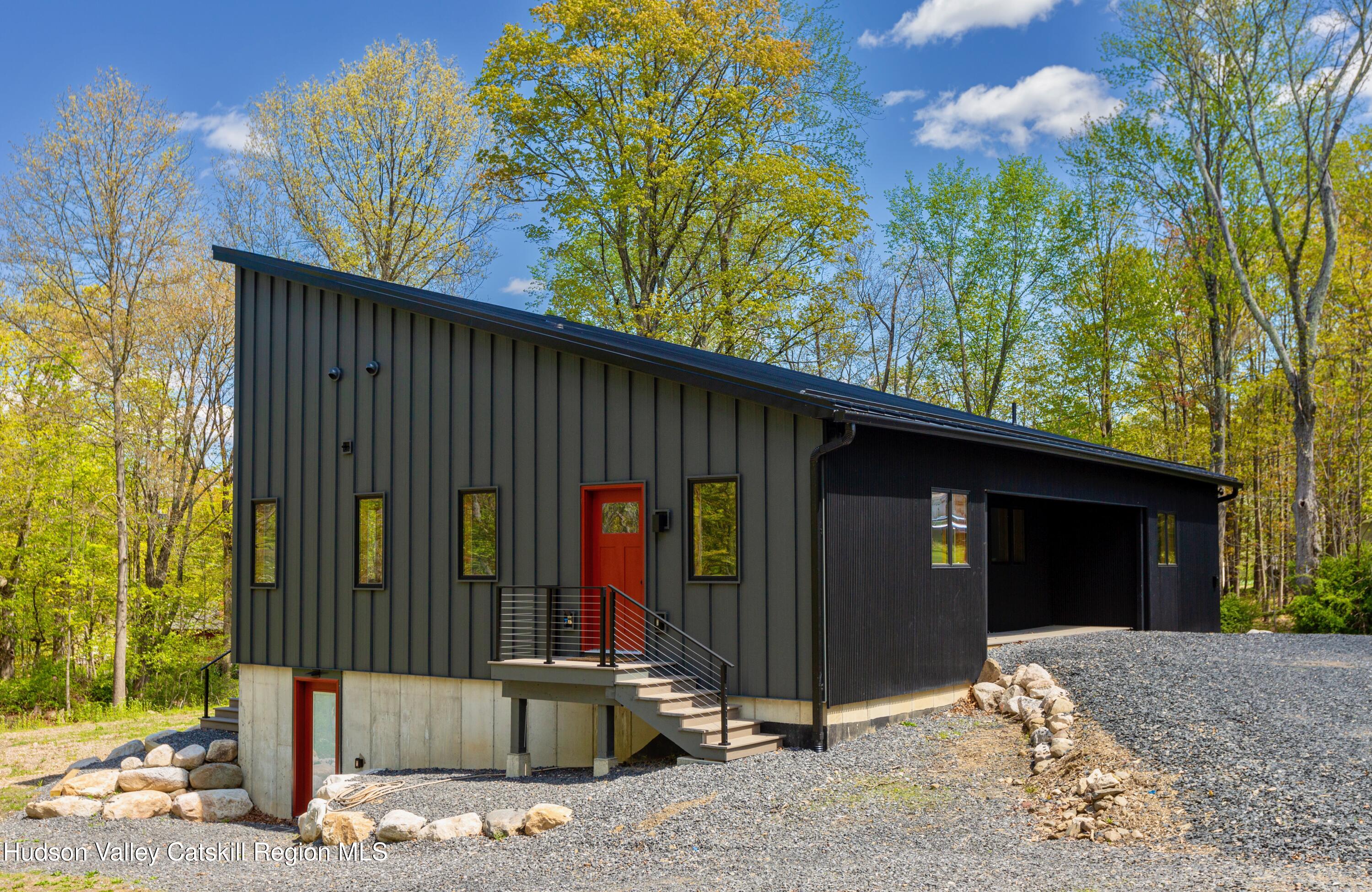 513 Myrtle Avenue Wallkill, NY 12589 - Photo 59 of 62 NEW SPRING EXTERIORS JIM - 513 MYRTLE AV