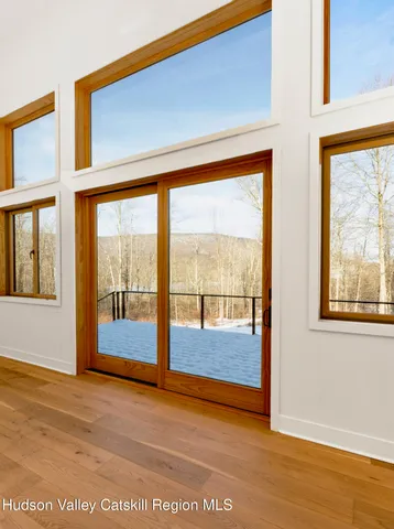 $979,000 | 513 Myrtle Avenue, Wallkill, NY 12589