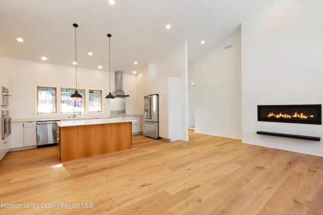 $979,000 | 513 Myrtle Avenue, Wallkill, NY 12589