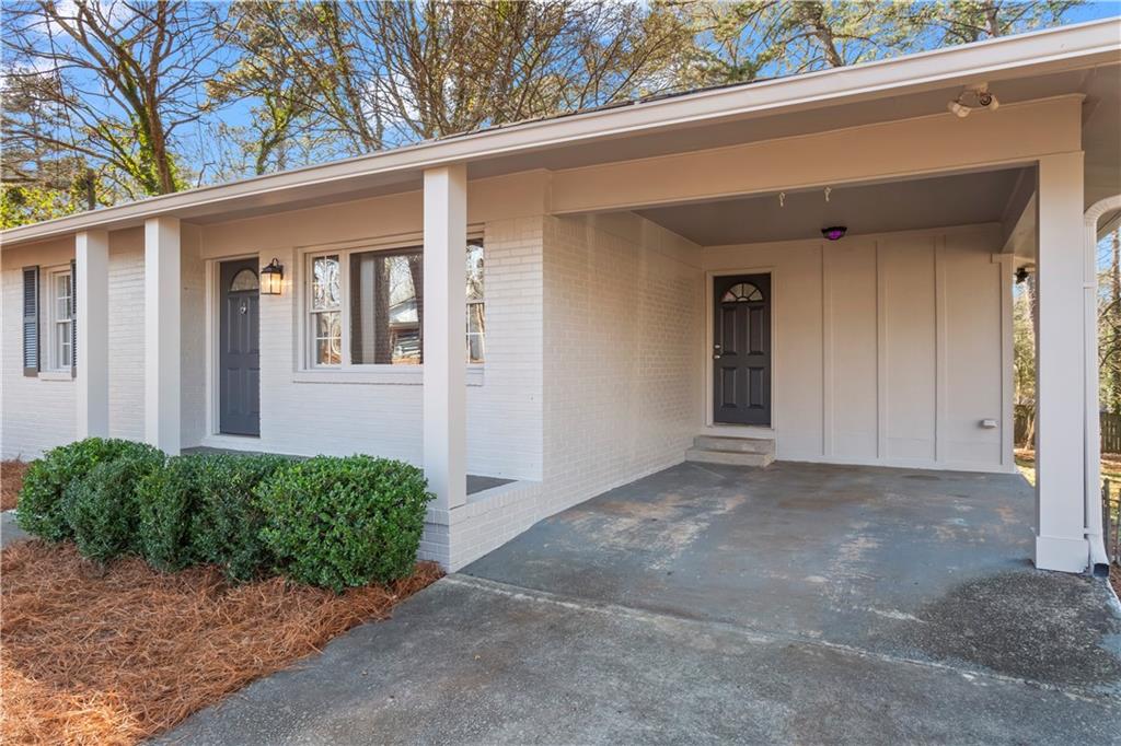 2197 Stockbridge Drive Southeast Atlanta, GA 30316 - Photo 4 of 23