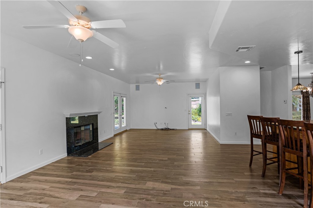 29781 Pasada Road Temecula, CA 92591 - Photo 19 of 58 Family room