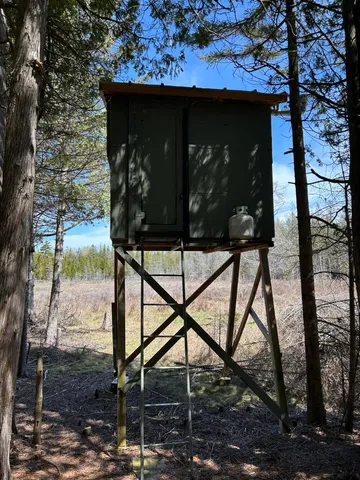 $549,900 | 118 South Cream City Point Road, Drummond Island, MI 49726