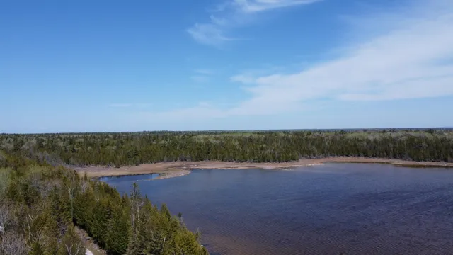 $549,900 | 118 South Cream City Point Road, Drummond Island, MI 49726