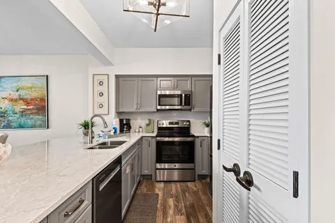 $849,000 | 550 Tops'l Beach Boulevard, Unit 909, Miramar Beach, FL 32550