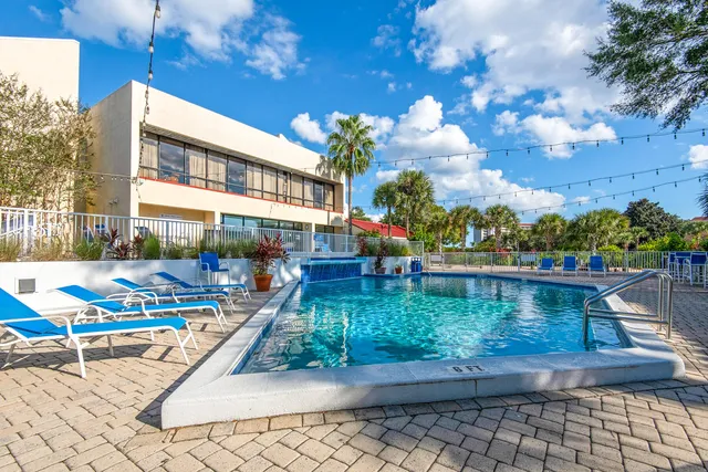 $849,000 | 550 Tops'l Beach Boulevard, Unit 909, Miramar Beach, FL 32550