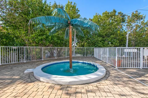 $849,000 | 550 Tops'l Beach Boulevard, Unit 909, Miramar Beach, FL 32550