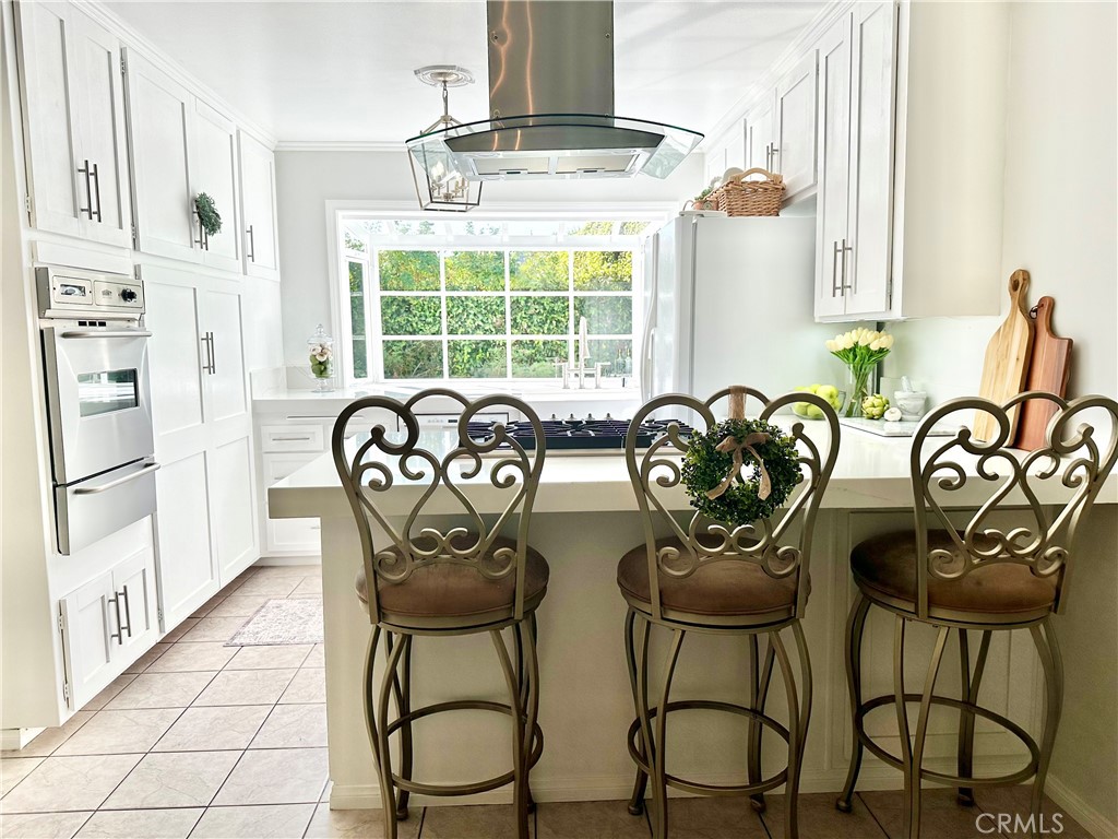 26261 Veva Way Calabasas, CA 91302 - Photo 19 of 59