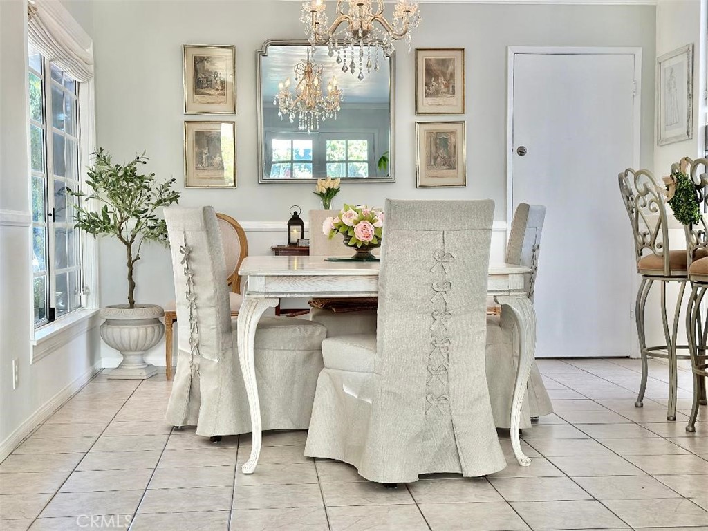 26261 Veva Way Calabasas, CA 91302 - Photo 24 of 59