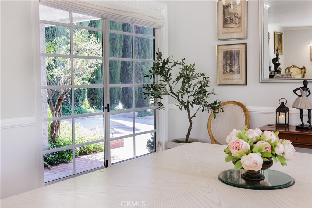 26261 Veva Way Calabasas, CA 91302 - Photo 25 of 59