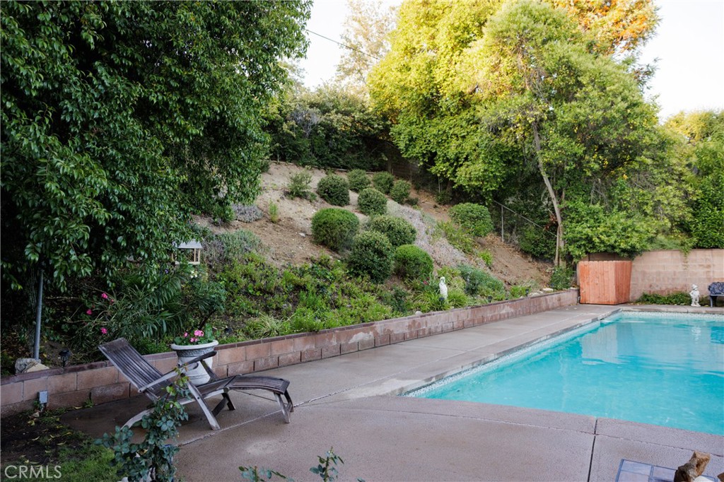 26261 Veva Way Calabasas, CA 91302 - Photo 31 of 59