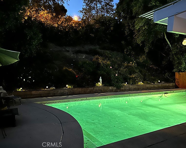 26261 Veva Way Calabasas, CA 91302 - Photo 5 of 59