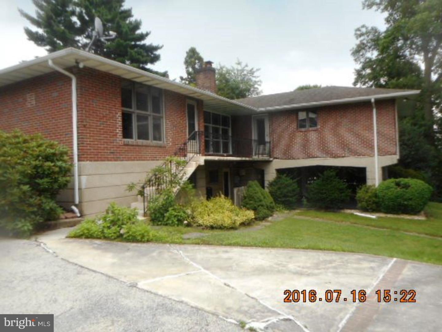 310 Northcroft Road Springfield, PA 19064 - Photo 2 of 20 Exterior Back