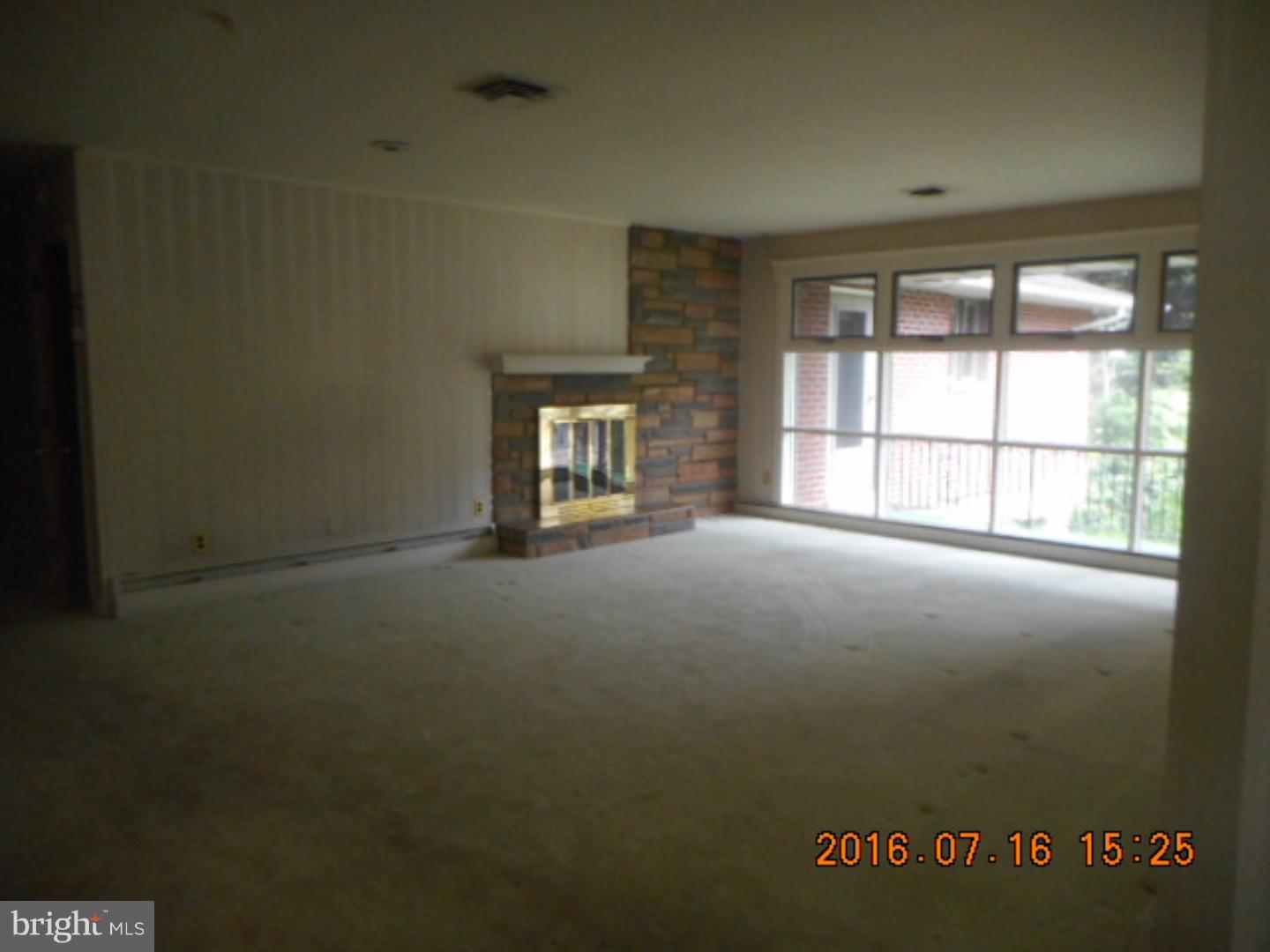 310 Northcroft Road Springfield, PA 19064 - Photo 5 of 20