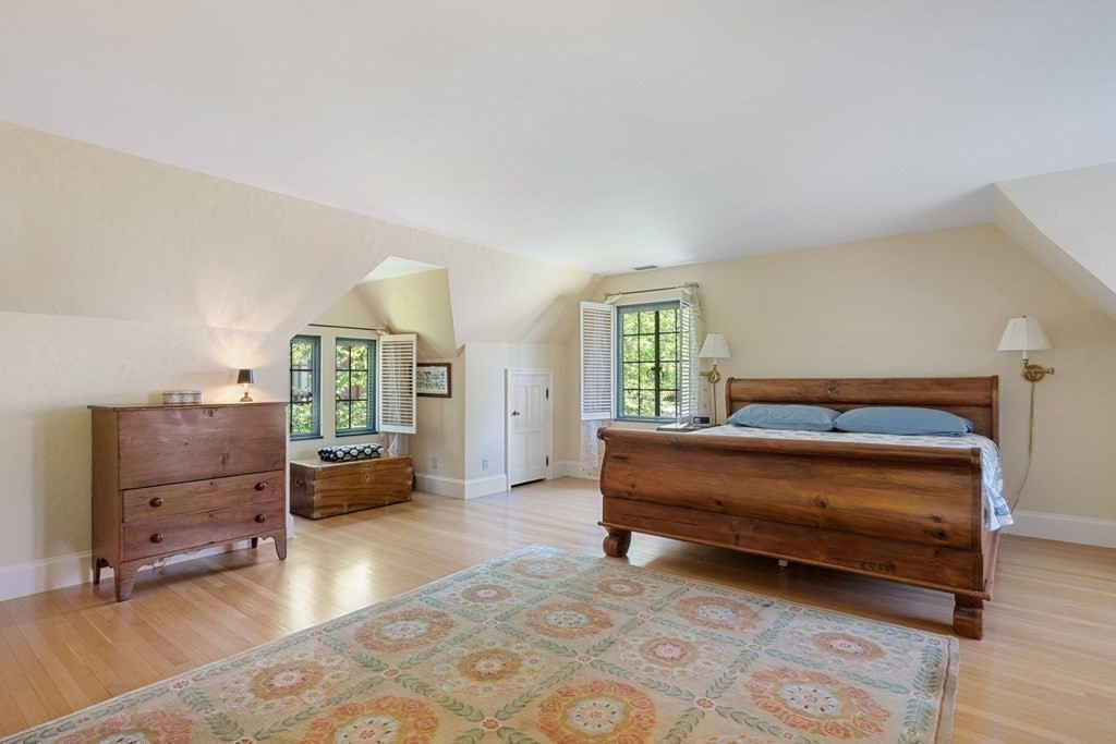 128 Colony Road Longmeadow, MA 01106 - Photo 22 of 39 Gallery Image 22