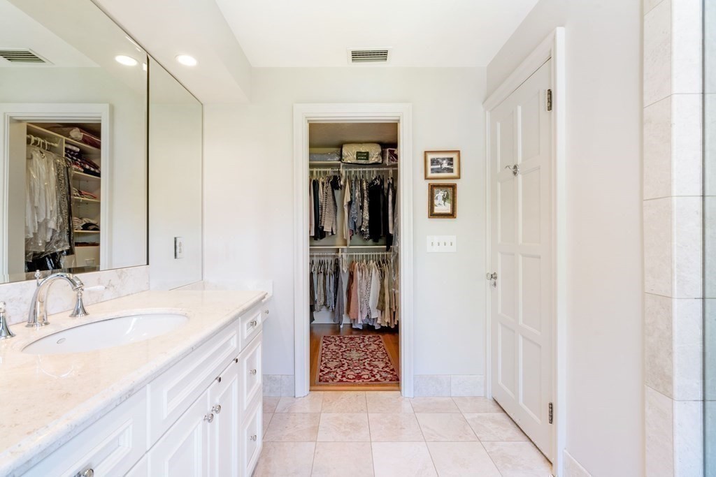 128 Colony Road Longmeadow, MA 01106 - Photo 26 of 39 Gallery Image 26