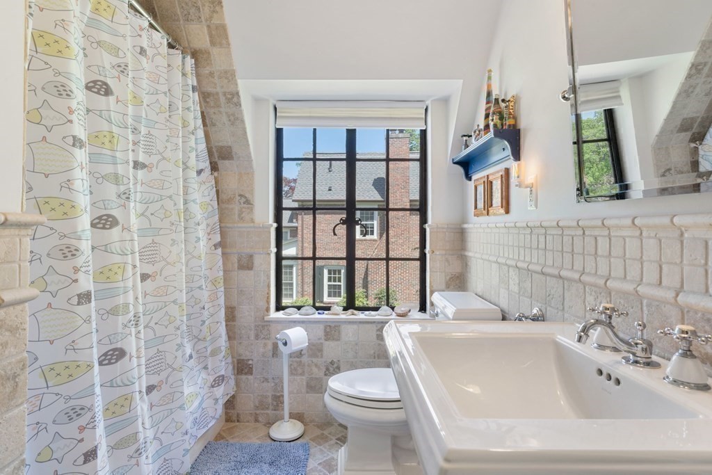 128 Colony Road Longmeadow, MA 01106 - Photo 29 of 39 Gallery Image 29