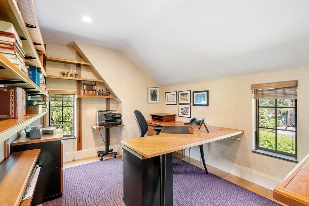 128 Colony Road Longmeadow, MA 01106 - Photo 33 of 39 Gallery Image 33
