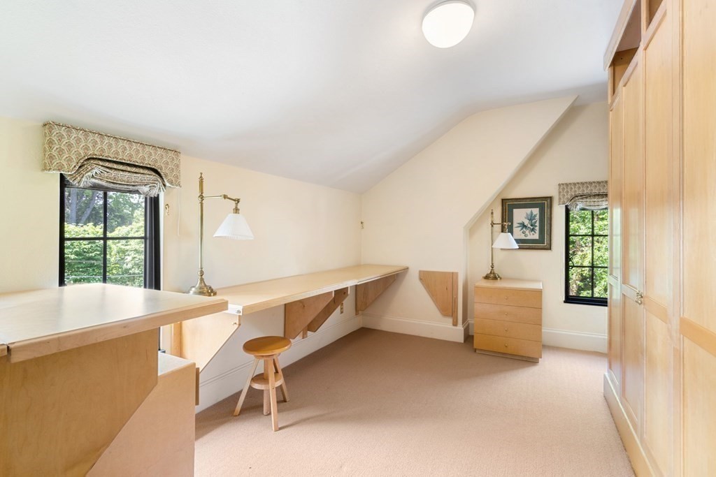 128 Colony Road Longmeadow, MA 01106 - Photo 34 of 39 Gallery Image 34