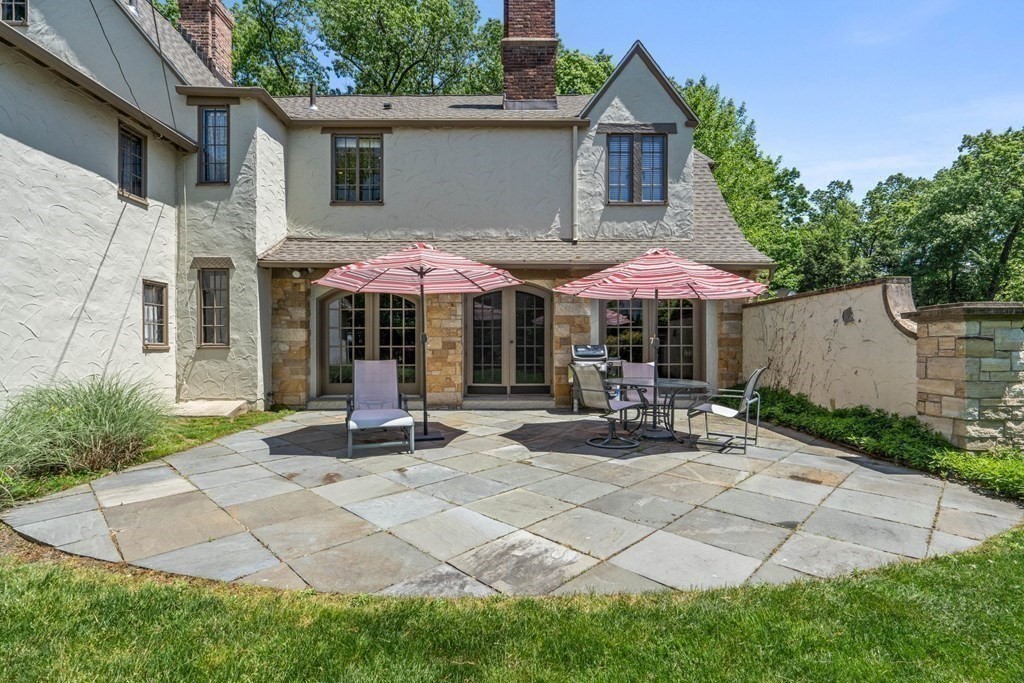 128 Colony Road Longmeadow, MA 01106 - Photo 6 of 39 Gallery Image 6