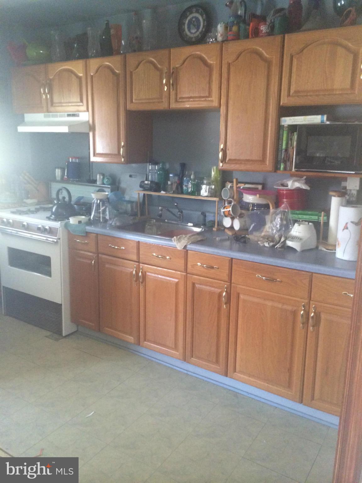 2716 North Rosedale Street Baltimore, MD 21216 - Photo 4 of 7 Kitchen