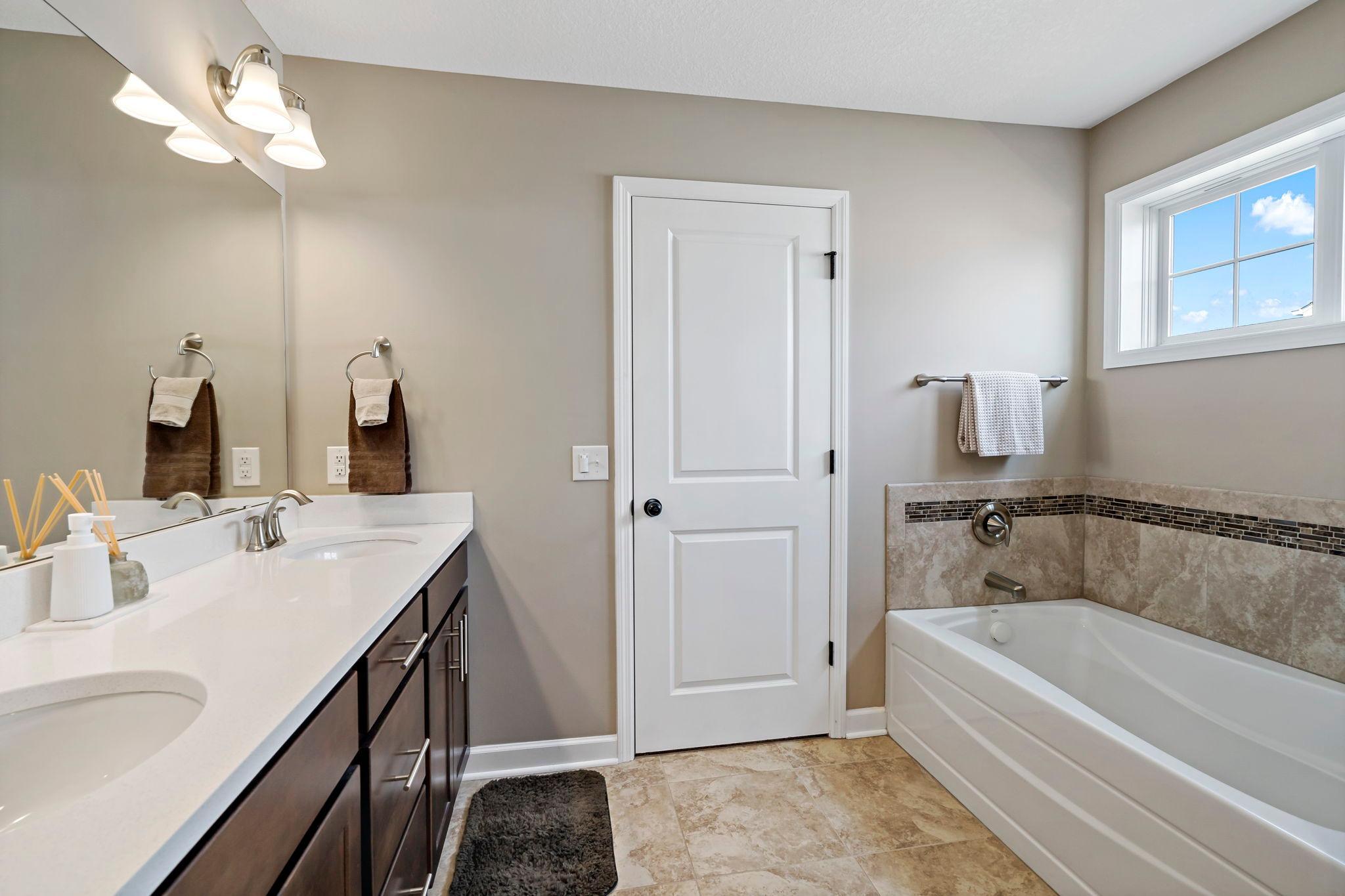 3894 Carver Path Chaska, MN 55318 - Photo 20 of 37