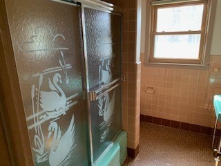 10 Laurel Road West Springfield, MA 01089 - Photo 10 of 15 a close view of door