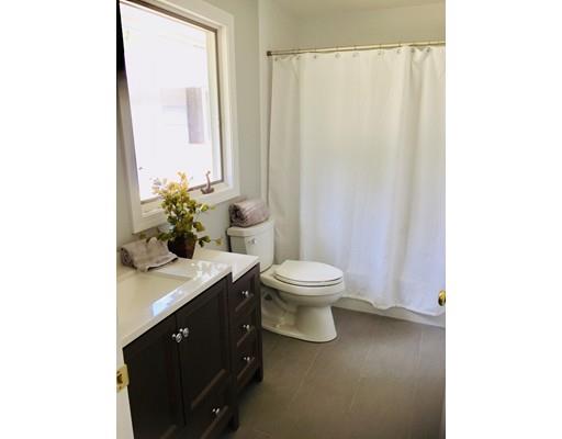 32 Porter Road Chelmsford, MA 01824 - Photo 9 of 15