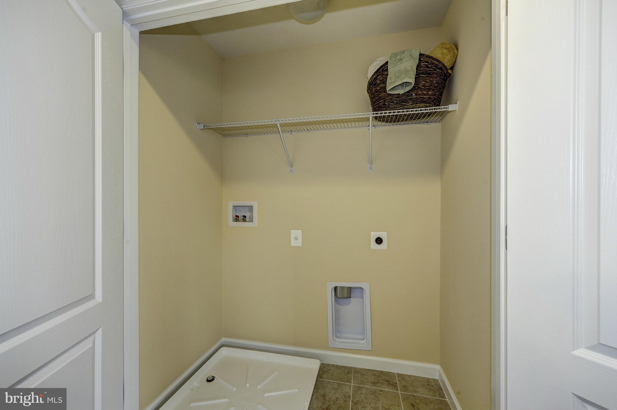 1003 Red Clover Road Gambrills, MD 21054 - Photo 24 of 30 a close up of a shower
