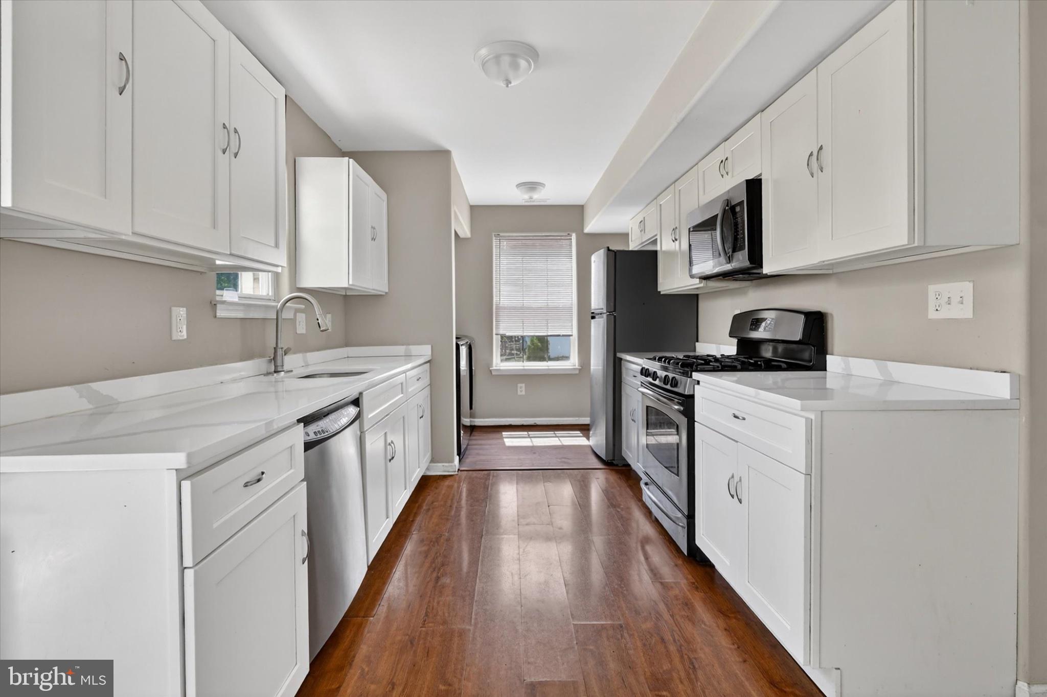 507 South Fairview Street Riverside, NJ 08075 - Photo 7 of 36