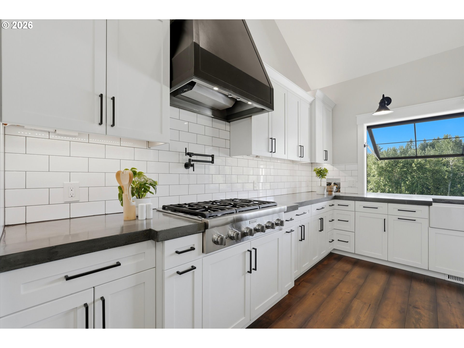 35675 Southeast Colorado Road Sandy, OR 97055 - Photo 17 of 48 Gallery Image 17