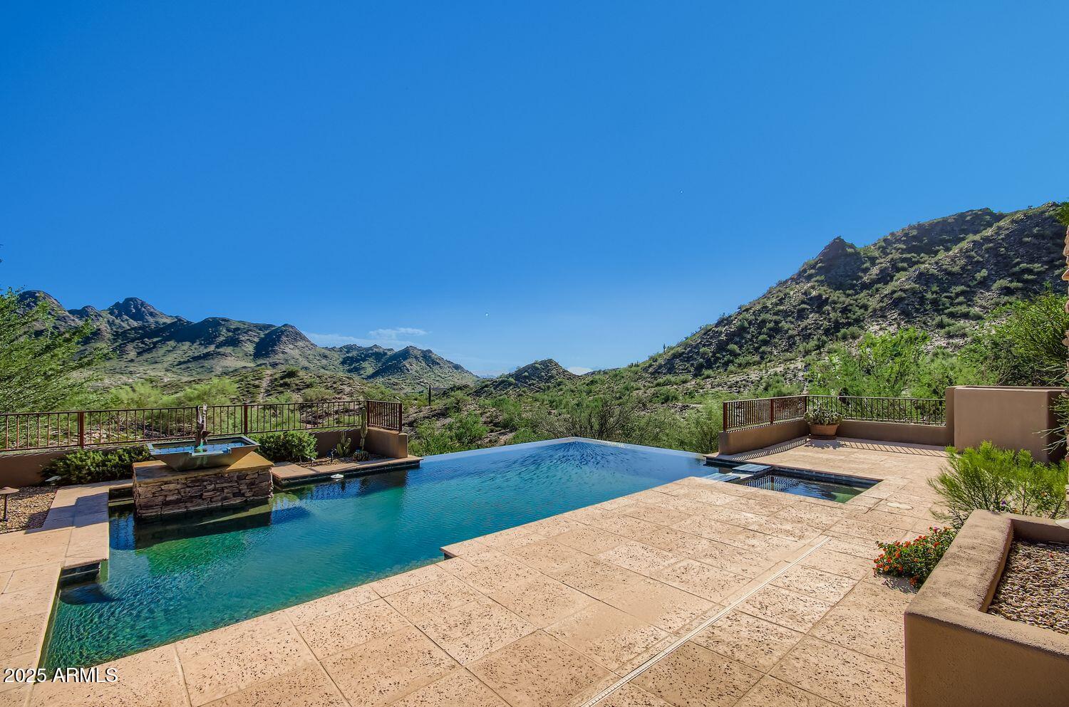 9247 North 24th Way Phoenix, AZ 85028 - Photo 28 of 99 9247 n 24th way - Web Quality - 036 - 51