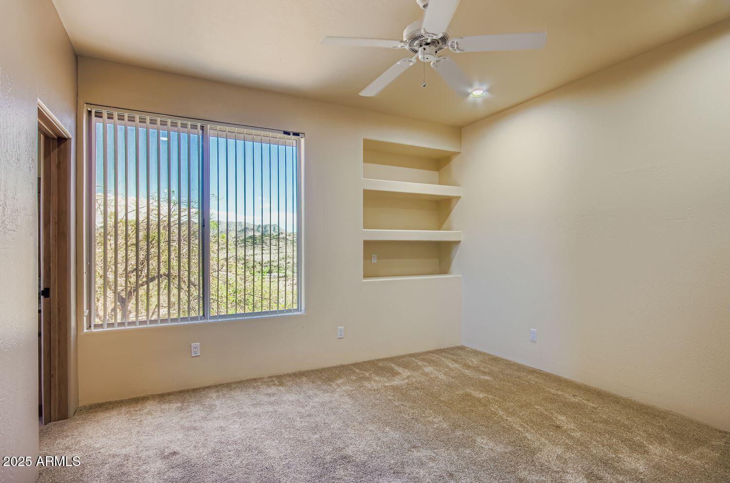 9247 North 24th Way Phoenix, AZ 85028 - Photo 36 of 99 9247 n 24th way - Web Quality - 027 - 35