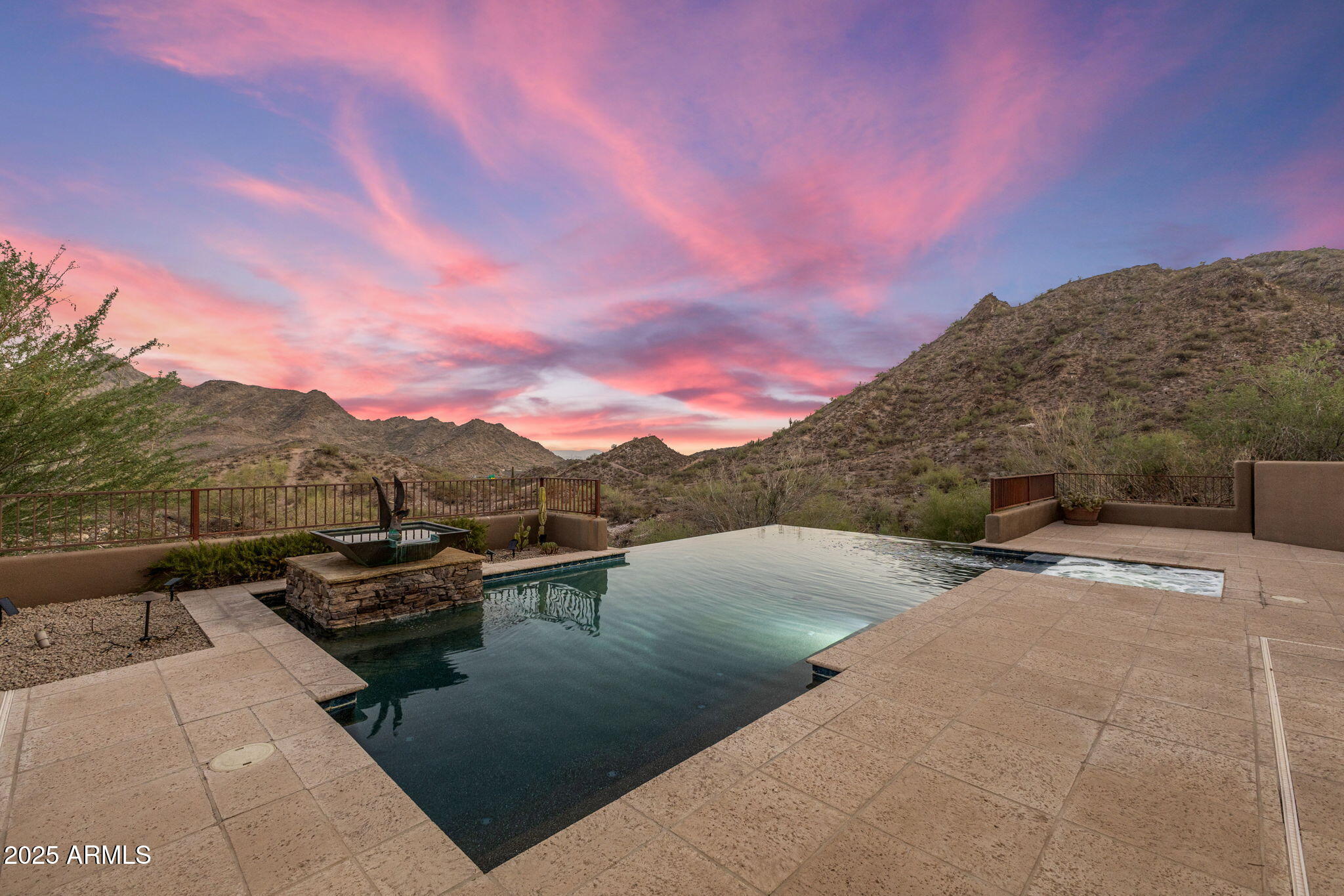 9247 North 24th Way Phoenix, AZ 85028 - Photo 42 of 99 8-web-or-mls-IMG_2566