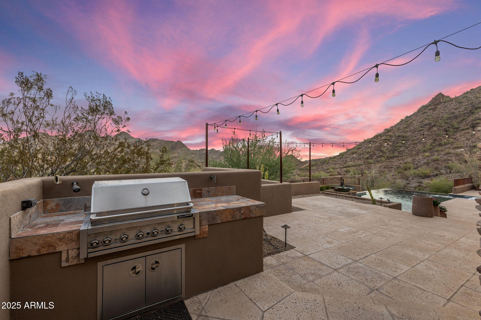 9247 North 24th Way Phoenix, AZ 85028 - Photo 44 of 99 a view of a terrace