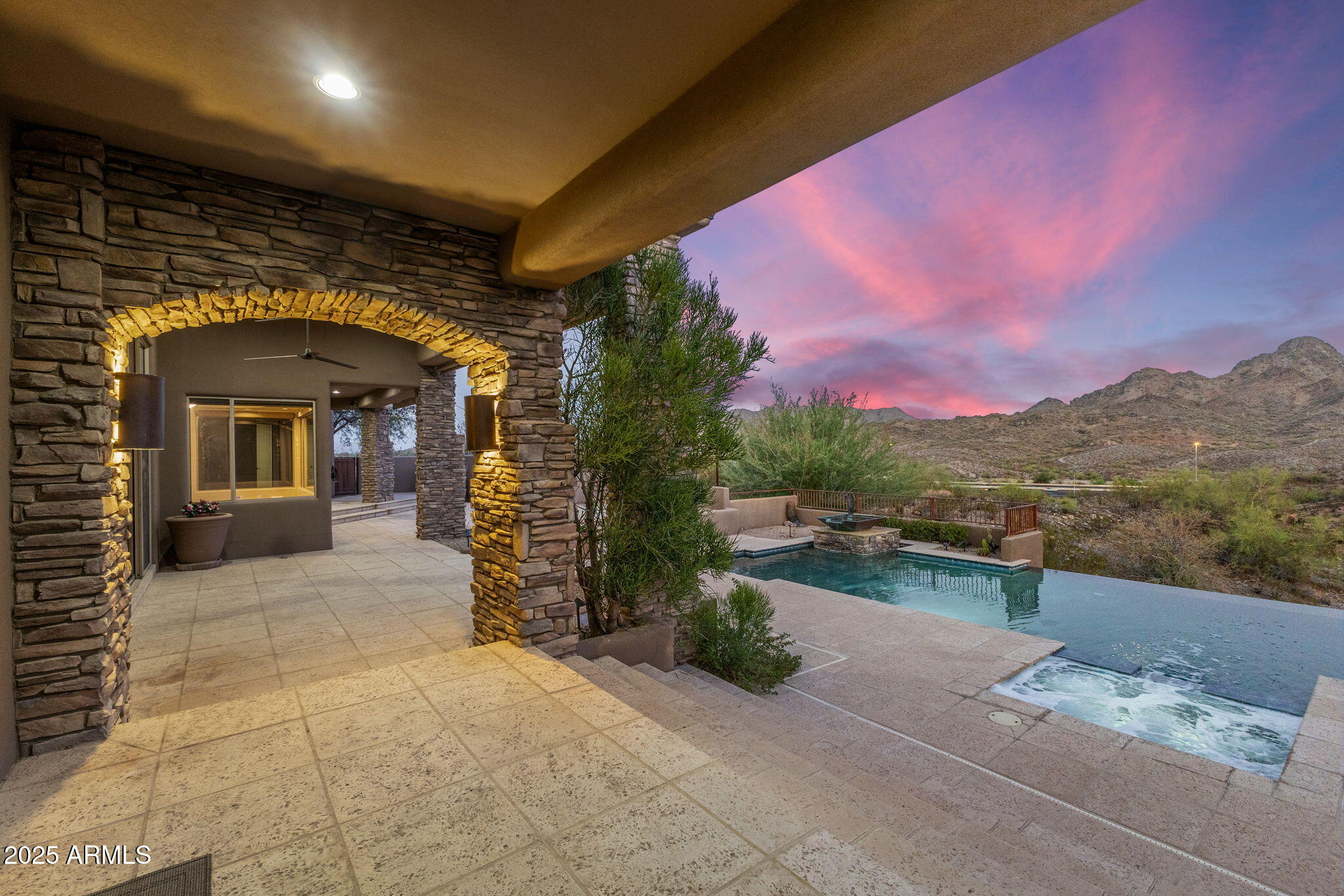 9247 North 24th Way Phoenix, AZ 85028 - Photo 49 of 99 a view of a building with a yard