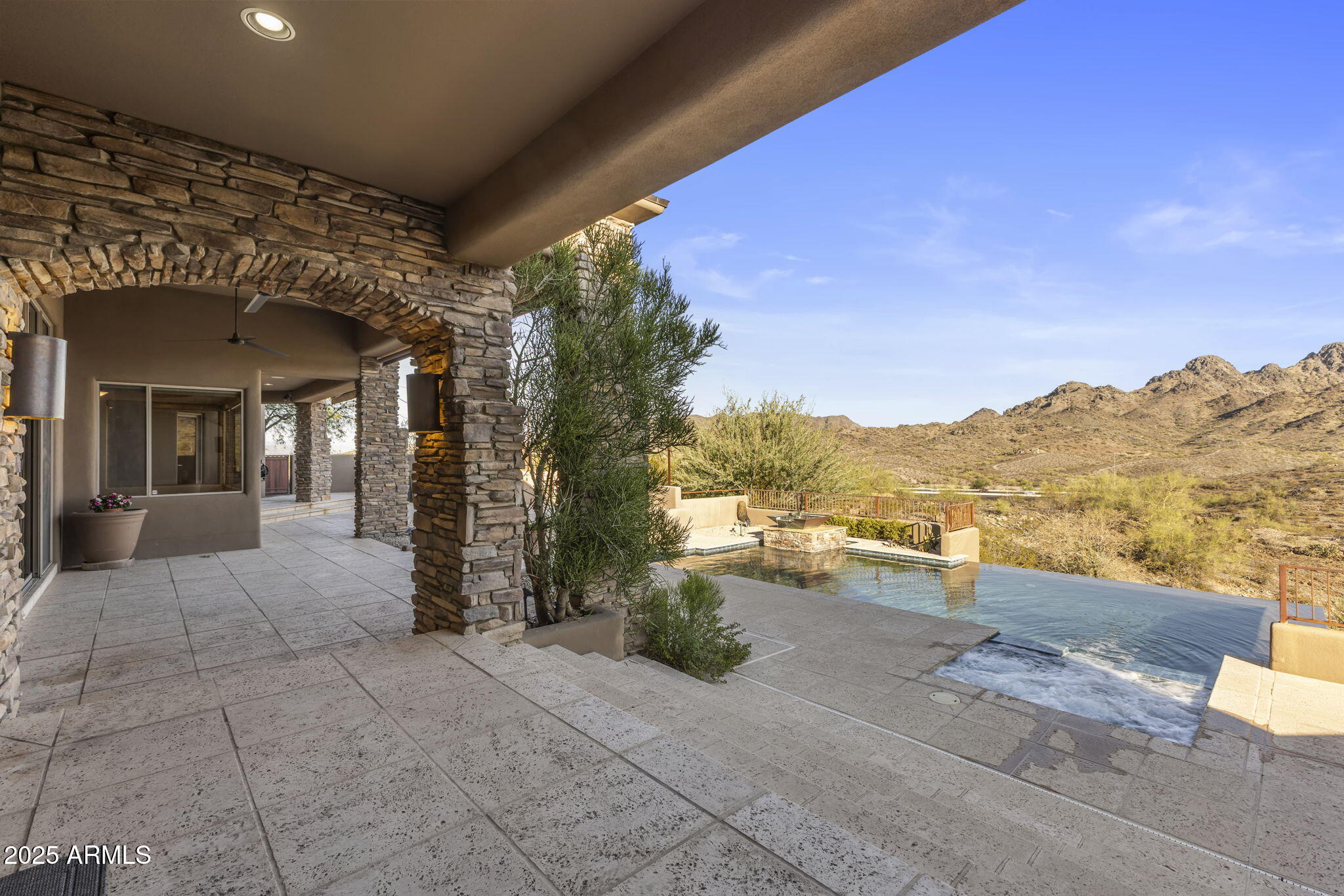 9247 North 24th Way Phoenix, AZ 85028 - Photo 55 of 99 a view of a building with mountain view and mountain view