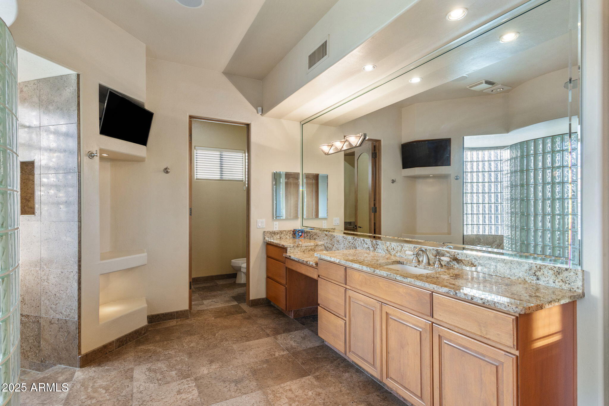 9247 North 24th Way Phoenix, AZ 85028 - Photo 71 of 99 56-web-or-mls-IMG_2351 copy