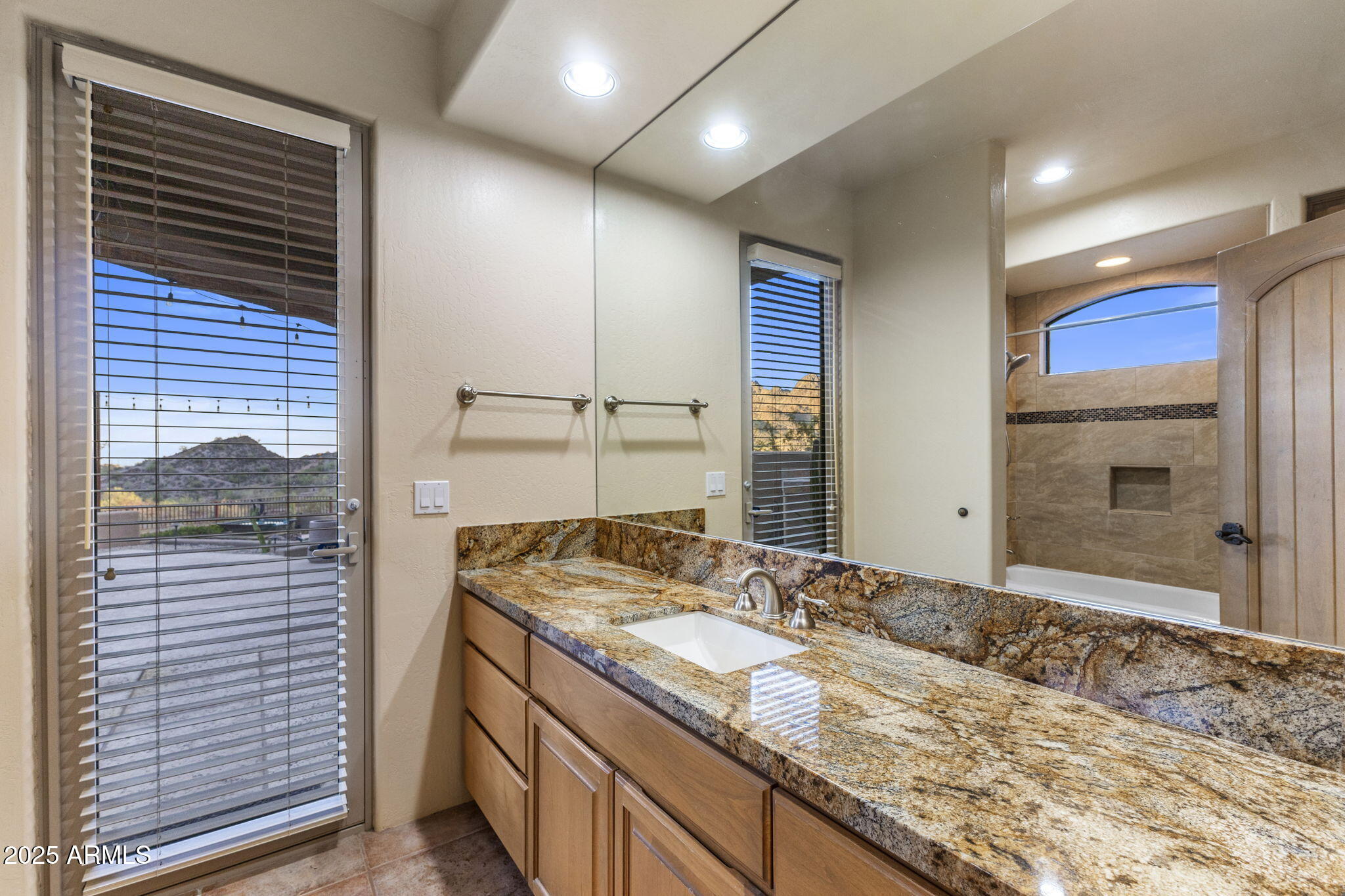 9247 North 24th Way Phoenix, AZ 85028 - Photo 74 of 99 62-web-or-mls-IMG_2403 copy