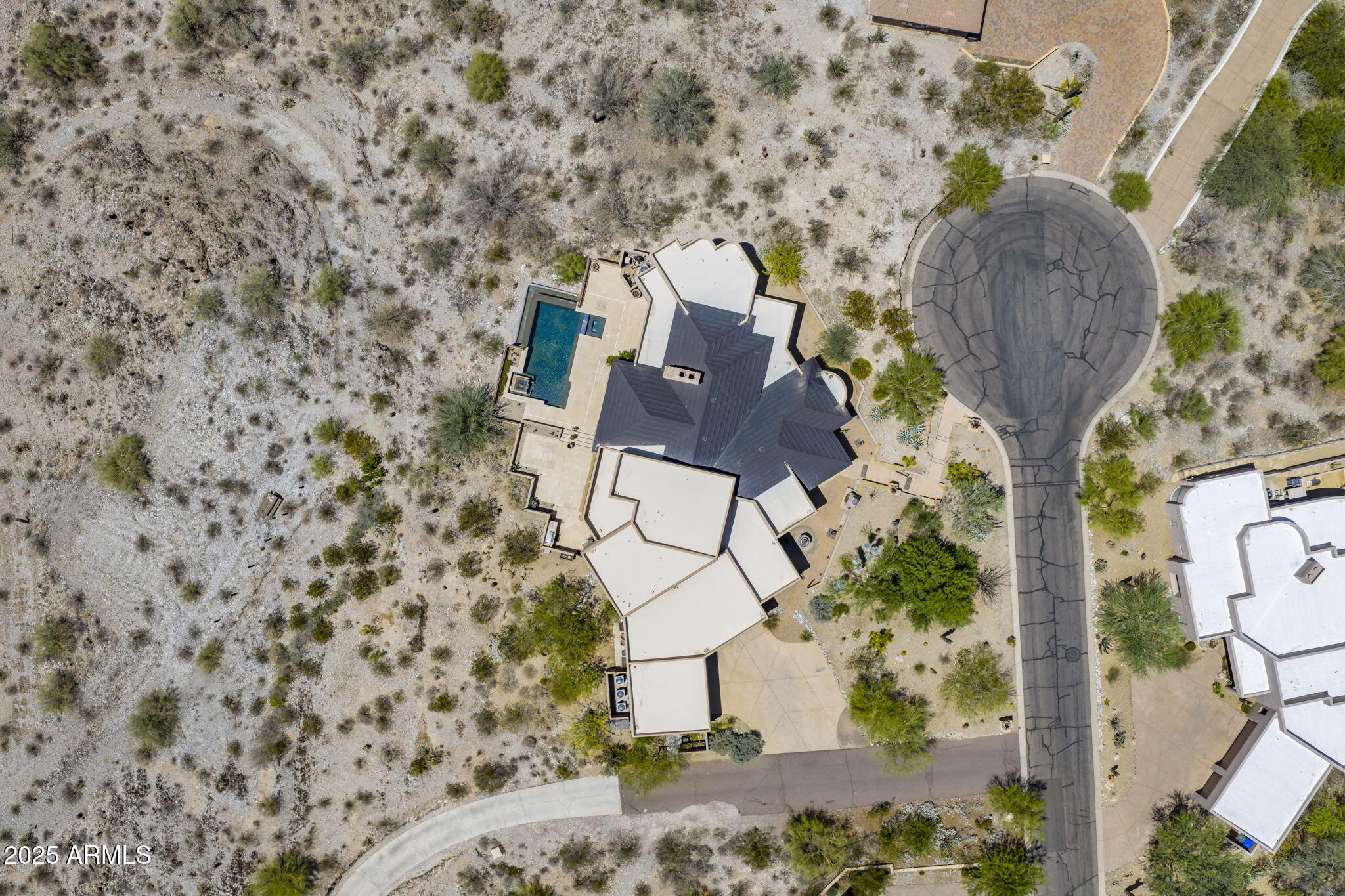 9247 North 24th Way Phoenix, AZ 85028 - Photo 80 of 99 77-web-or-mls-DJI_20250707112334_0267_D