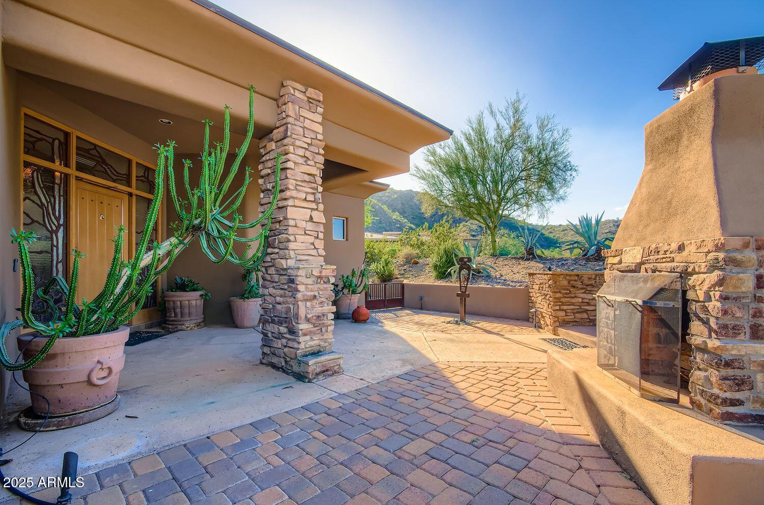 9247 North 24th Way Phoenix, AZ 85028 - Photo 92 of 99 9247 n 24th way - Web Quality - 002 - 04