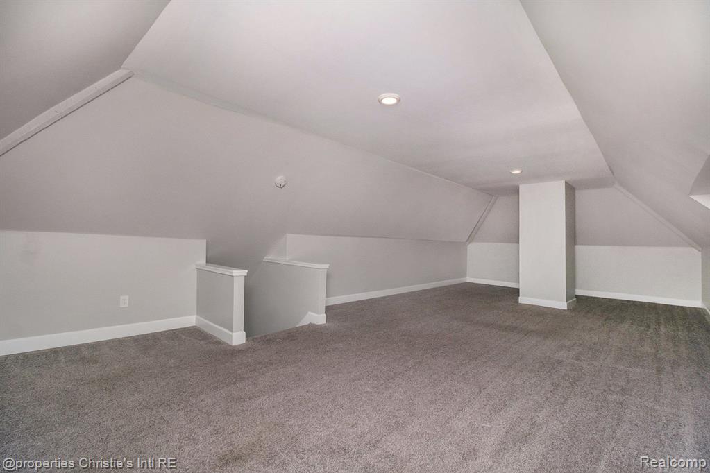 504 Harmon Street Detroit, MI 48202 - Photo 12 of 14