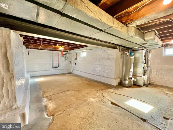 a view of a indoor garage