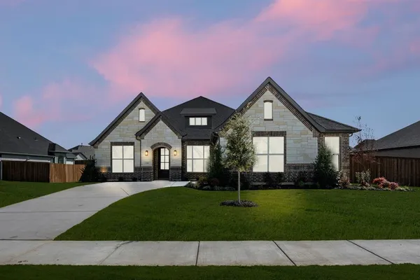 $429,999 | 224 Pine Leaf Trail, Waxahachie, TX 75165