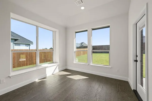 $429,999 | 224 Pine Leaf Trail, Waxahachie, TX 75165