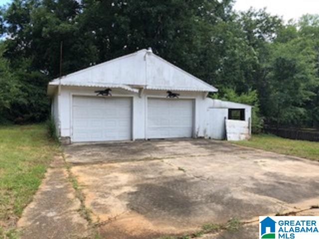 613 Rose Hill Road Birmingham, AL 35214 - Photo 3 of 12